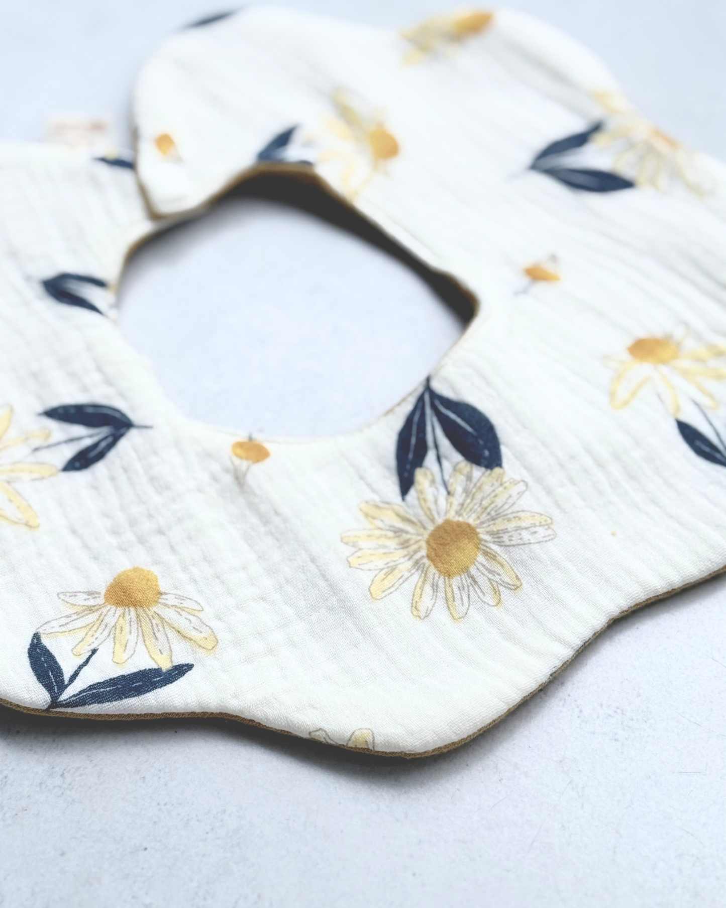 Sundaisy Dual Bib