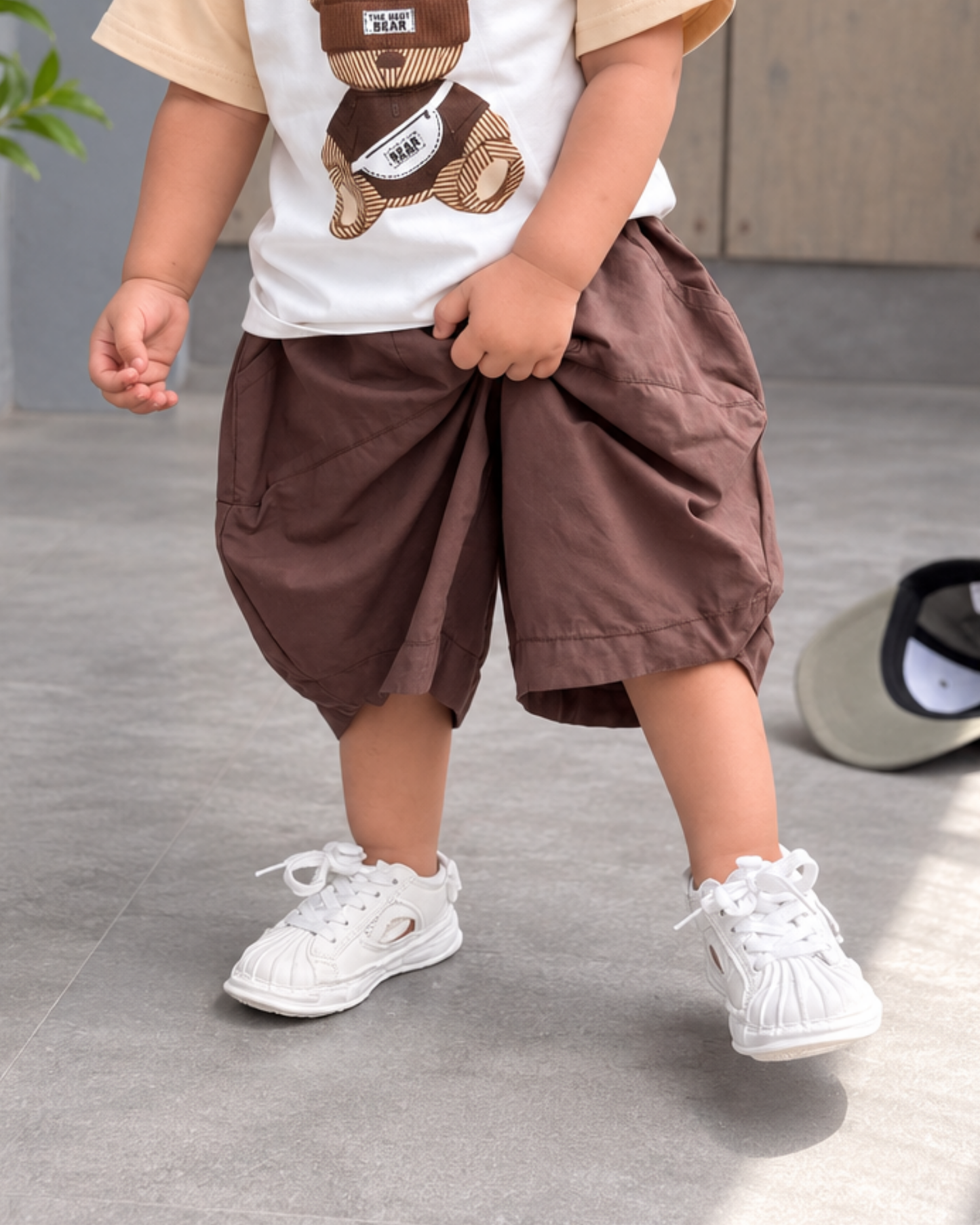 Dallas Brown Balloon Short Pants