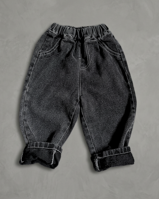 Dallas Pull Up Black Denims