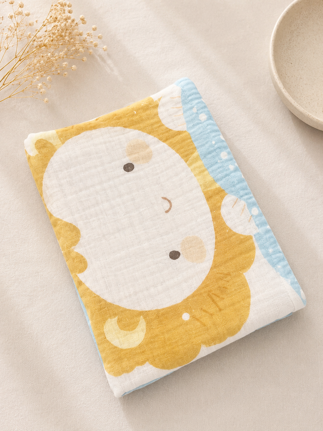 Leo Lion Bath & Cuddle Wrap